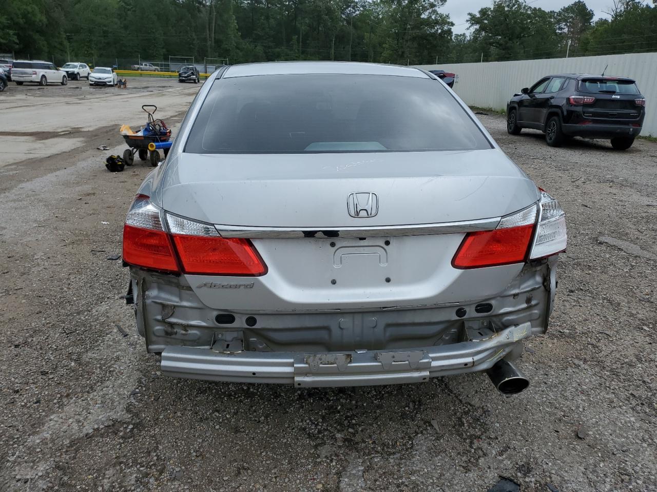 Photo 5 VIN: 1HGCR2F31FA115677 - HONDA ACCORD 