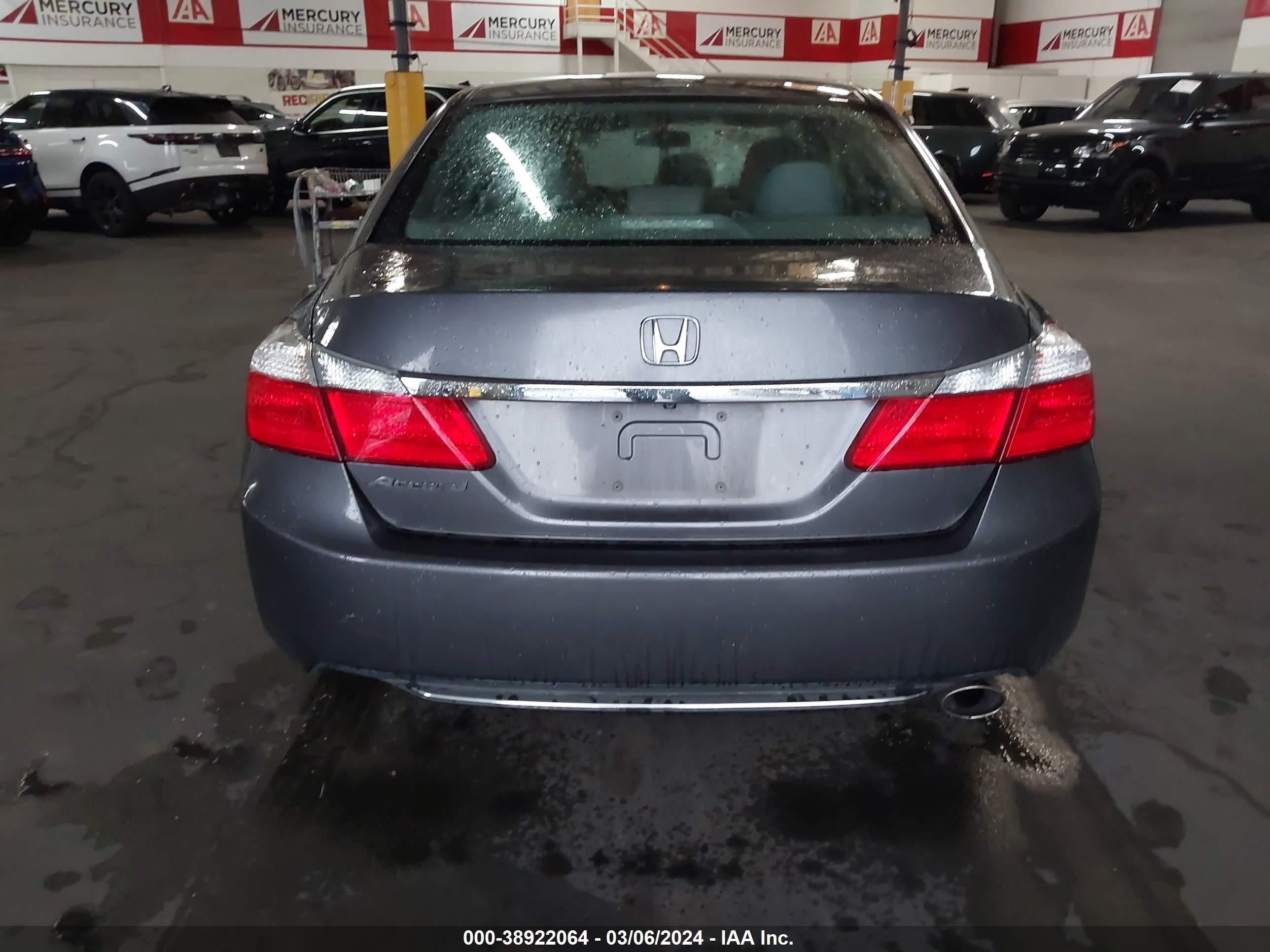 Photo 15 VIN: 1HGCR2F31FA132236 - HONDA ACCORD 