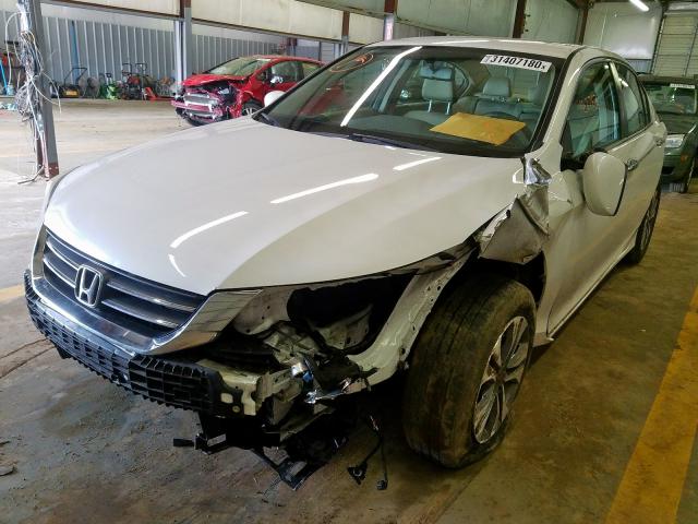 Photo 1 VIN: 1HGCR2F31FA133368 - HONDA ACCORD LX 