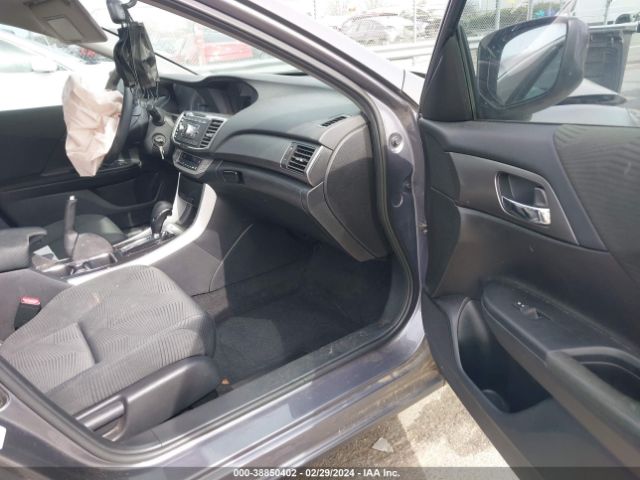 Photo 4 VIN: 1HGCR2F31FA163664 - HONDA ACCORD 