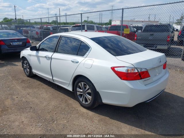 Photo 2 VIN: 1HGCR2F31FA231574 - HONDA ACCORD 