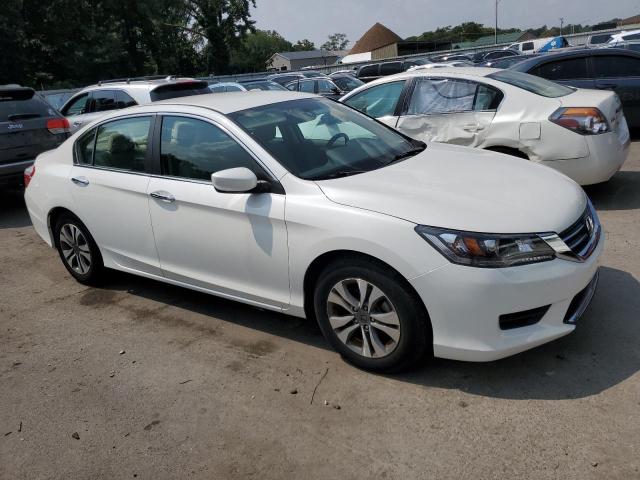 Photo 3 VIN: 1HGCR2F31FA275221 - HONDA ACCORD LX 