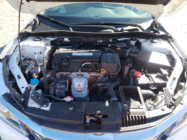 Photo 6 VIN: 1HGCR2F31GA005505 - HONDA ACCORD 