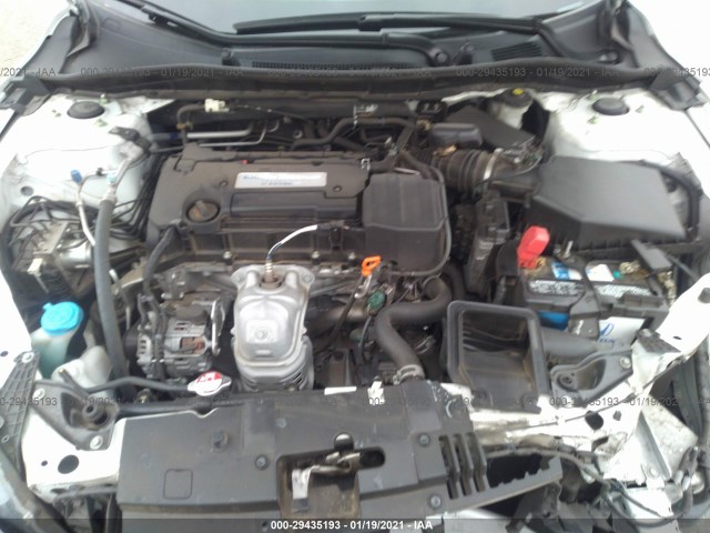 Photo 9 VIN: 1HGCR2F31GA023793 - HONDA ACCORD SEDAN 