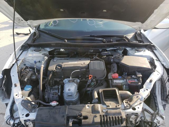 Photo 6 VIN: 1HGCR2F31GA054123 - HONDA ACCORD LX 