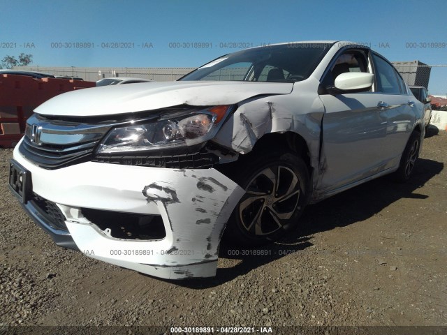 Photo 1 VIN: 1HGCR2F31GA185374 - HONDA ACCORD SEDAN 