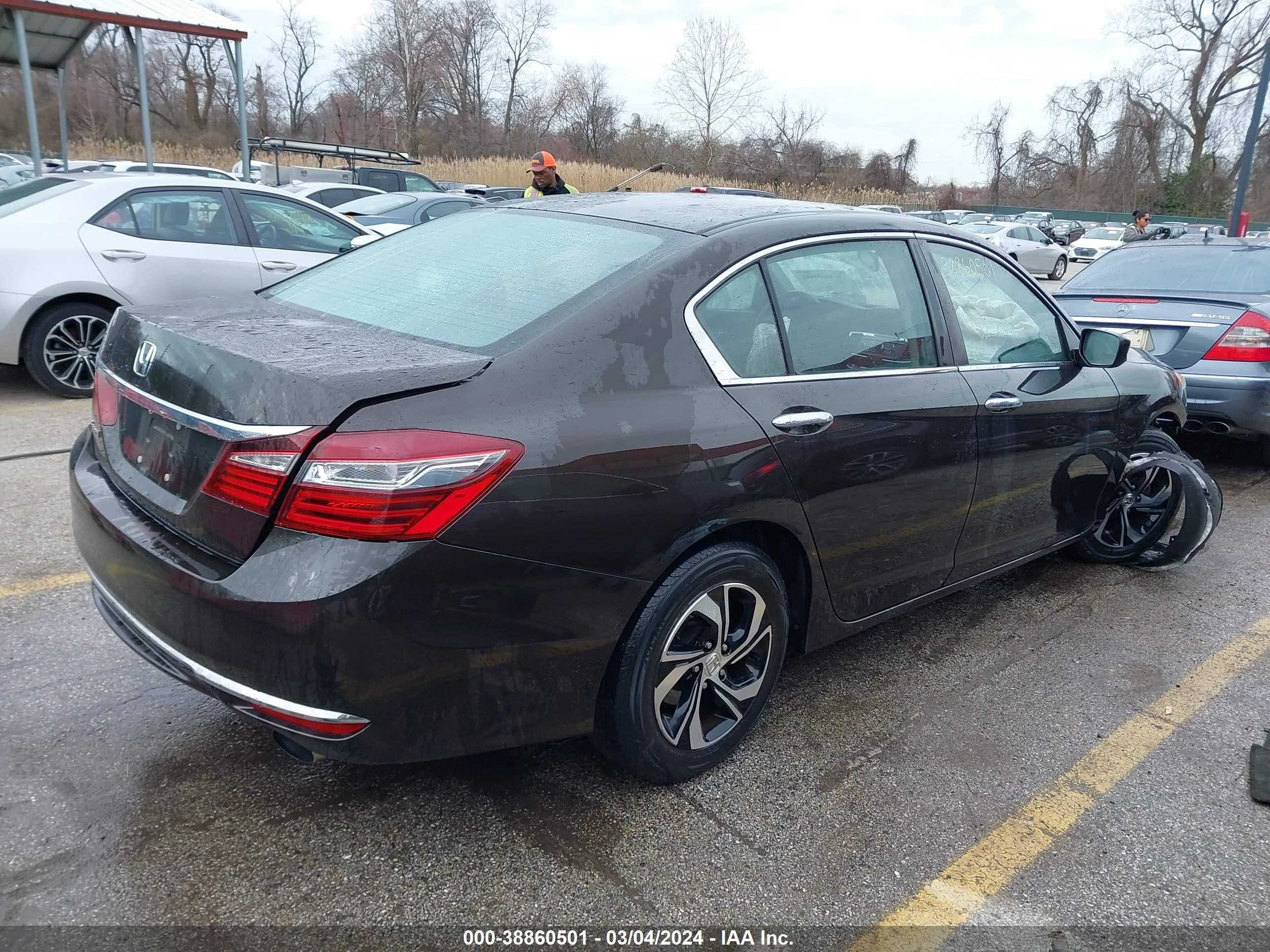 Photo 3 VIN: 1HGCR2F31GA216378 - HONDA ACCORD 