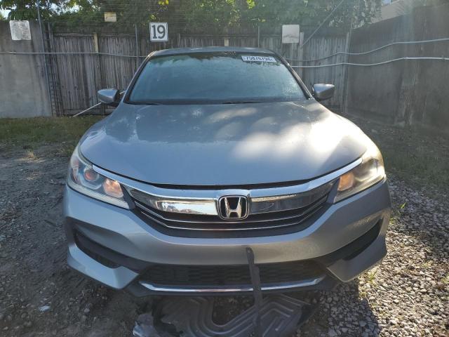 Photo 4 VIN: 1HGCR2F31GA220916 - HONDA ACCORD LX 