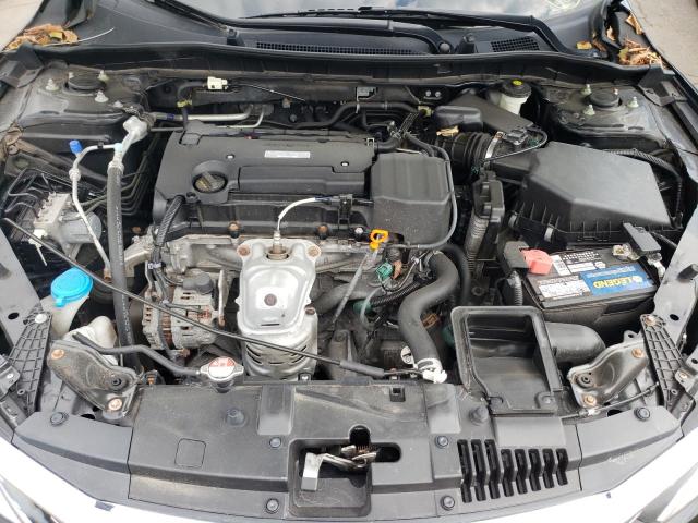 Photo 6 VIN: 1HGCR2F31HA072719 - HONDA ACCORD SEDAN 