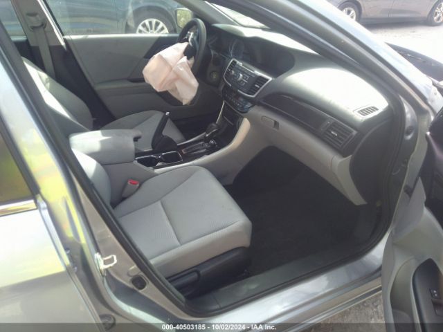 Photo 4 VIN: 1HGCR2F31HA084272 - HONDA ACCORD 