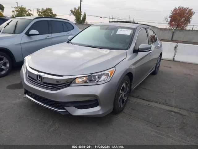 Photo 1 VIN: 1HGCR2F31HA148858 - HONDA ACCORD 