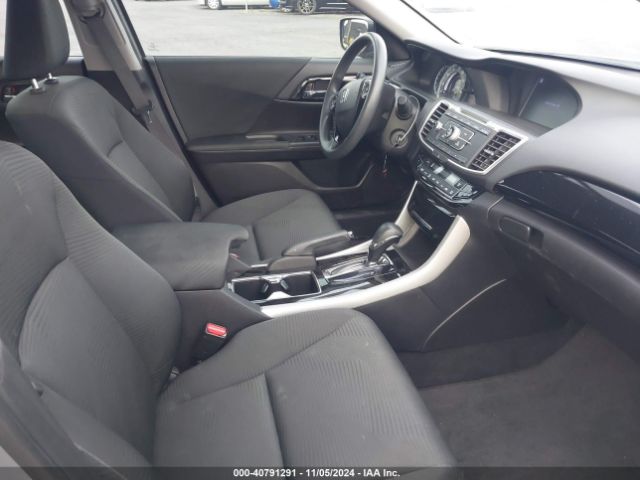 Photo 4 VIN: 1HGCR2F31HA148858 - HONDA ACCORD 