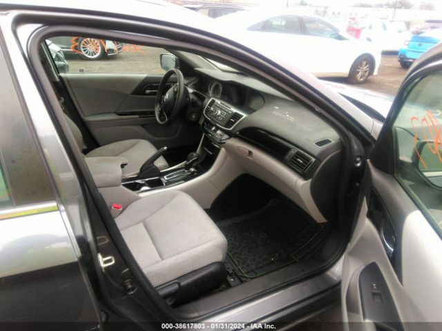 Photo 4 VIN: 1HGCR2F31HA209674 - HONDA ACCORD 