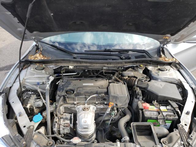 Photo 10 VIN: 1HGCR2F31HA263850 - HONDA ACCORD LX 