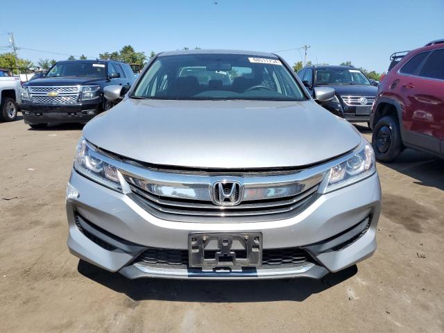 Photo 4 VIN: 1HGCR2F31HA283130 - HONDA ACCORD LX 