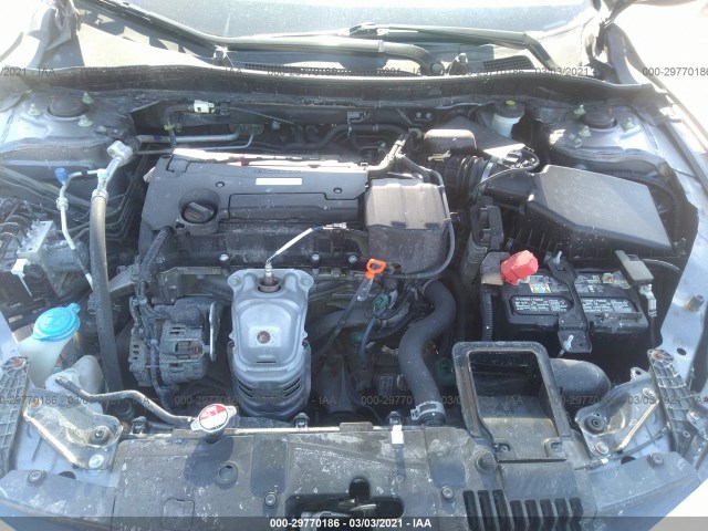 Photo 9 VIN: 1HGCR2F31HA293060 - HONDA ACCORD SEDAN 