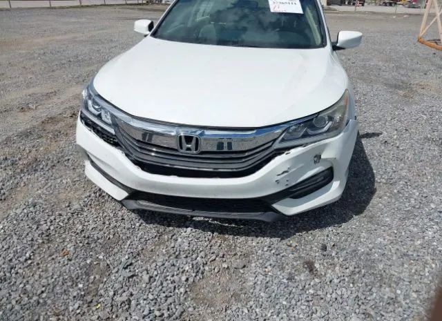 Photo 5 VIN: 1HGCR2F31HA304834 - HONDA ACCORD SEDAN 