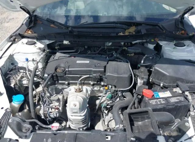 Photo 9 VIN: 1HGCR2F31HA304834 - HONDA ACCORD SEDAN 