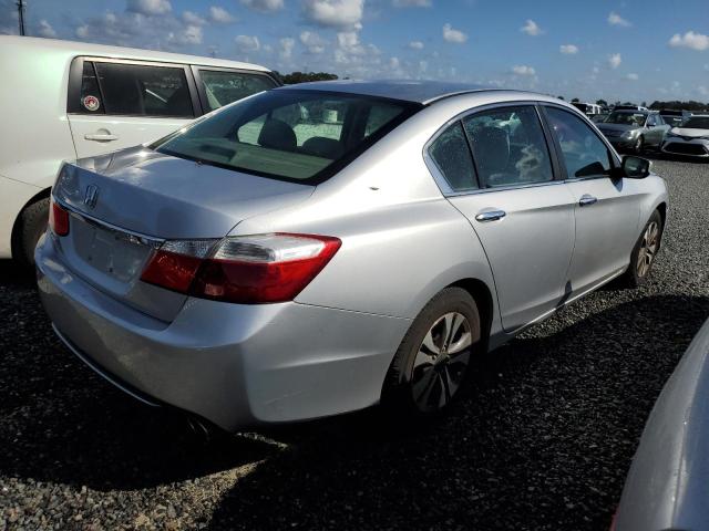 Photo 2 VIN: 1HGCR2F32DA027010 - HONDA ACCORD LX 