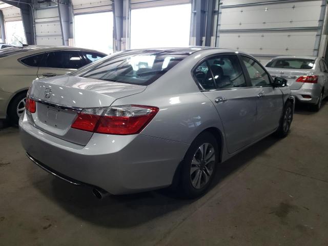 Photo 3 VIN: 1HGCR2F32DA031588 - HONDA ACCORD LX 