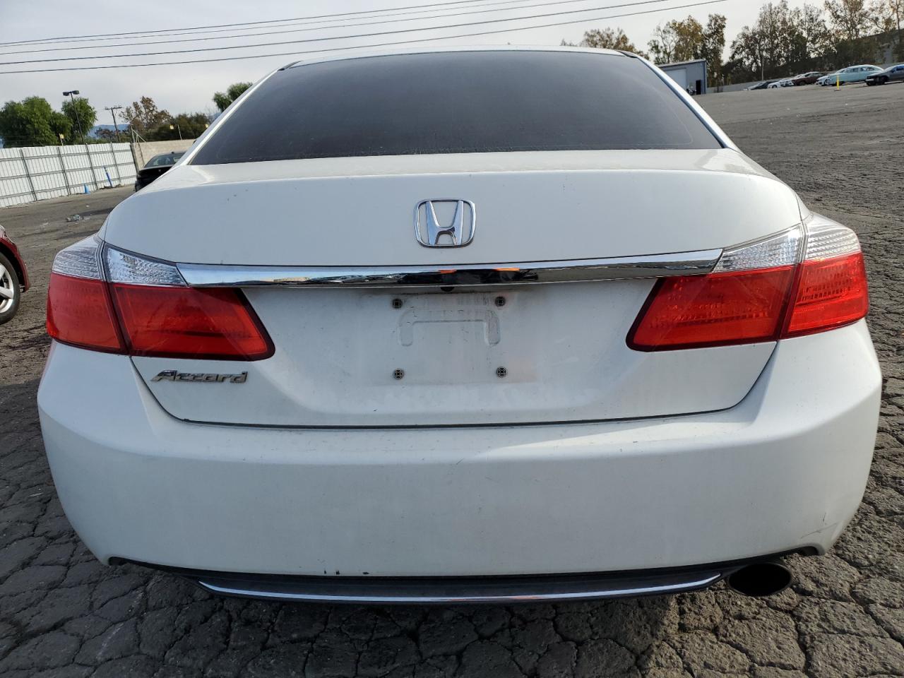 Photo 5 VIN: 1HGCR2F32DA032403 - HONDA ACCORD 