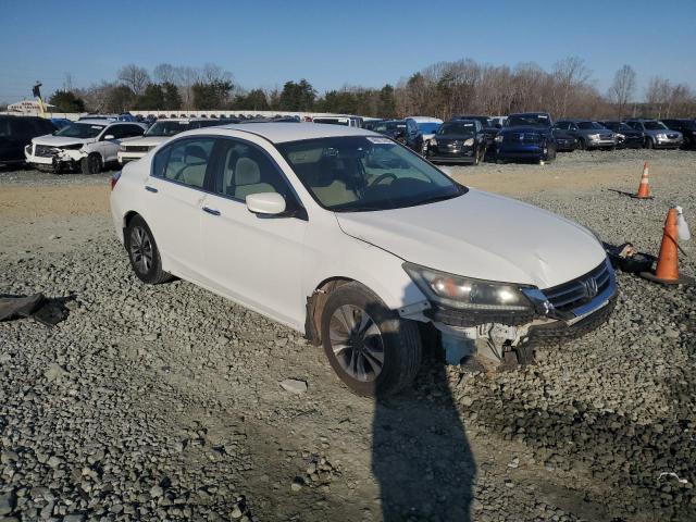 Photo 3 VIN: 1HGCR2F32DA047404 - HONDA ACCORD LX 