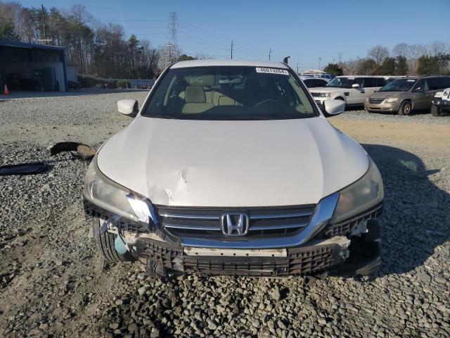 Photo 4 VIN: 1HGCR2F32DA047404 - HONDA ACCORD LX 