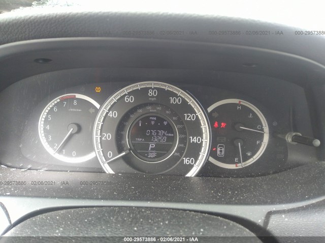 Photo 6 VIN: 1HGCR2F32DA050206 - HONDA ACCORD SDN 