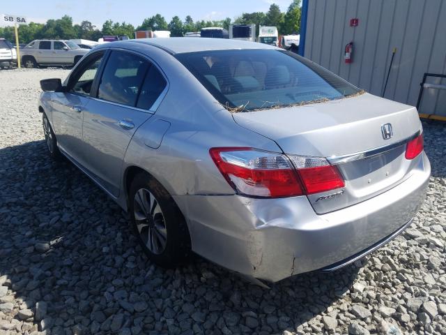 Photo 2 VIN: 1HGCR2F32DA058693 - HONDA ACCORD LX 