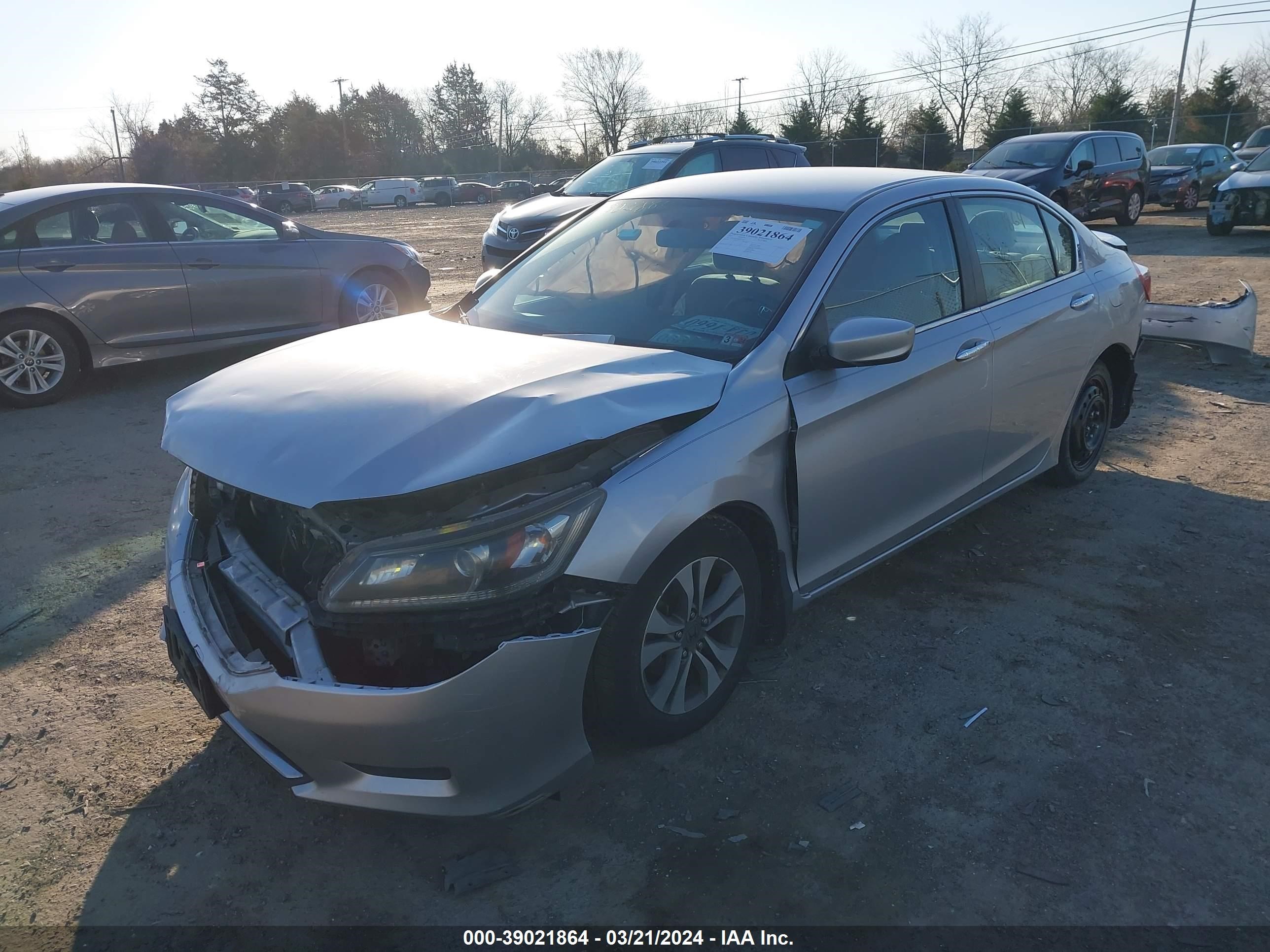 Photo 1 VIN: 1HGCR2F32DA077258 - HONDA ACCORD 