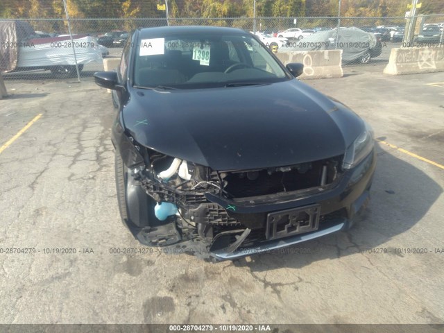 Photo 5 VIN: 1HGCR2F32DA128161 - HONDA ACCORD SDN 