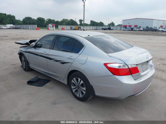 Photo 2 VIN: 1HGCR2F32DA132257 - HONDA ACCORD 