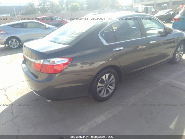 Photo 3 VIN: 1HGCR2F32DA184942 - HONDA ACCORD SDN 