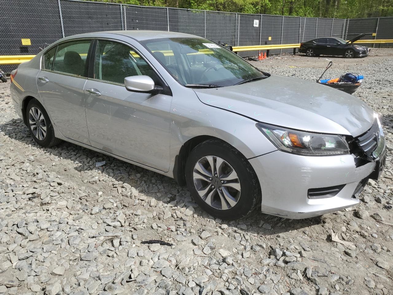 Photo 3 VIN: 1HGCR2F32DA187856 - HONDA ACCORD 