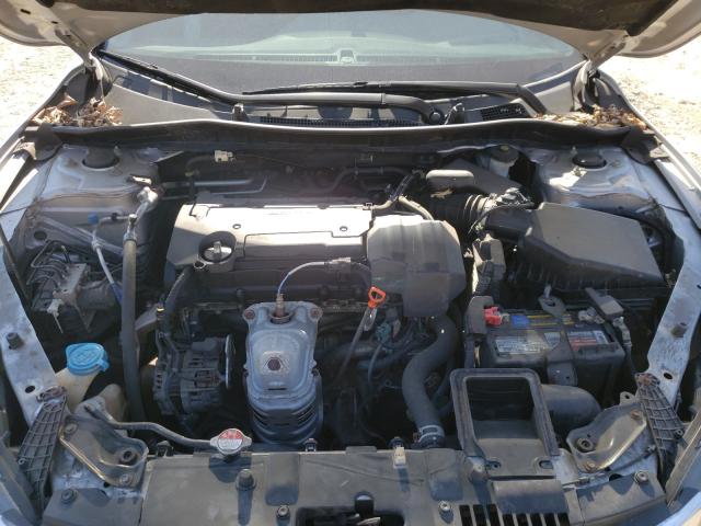 Photo 6 VIN: 1HGCR2F32DA189235 - HONDA ACCORD LX 