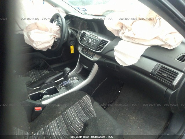 Photo 4 VIN: 1HGCR2F32DA255976 - HONDA ACCORD SDN 