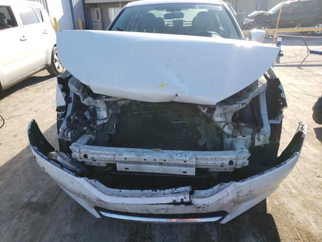 Photo 6 VIN: 1HGCR2F32DA268226 - HONDA ACCORD LX 