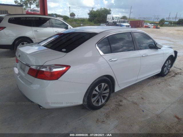 Photo 3 VIN: 1HGCR2F32EA037022 - HONDA ACCORD SEDAN 