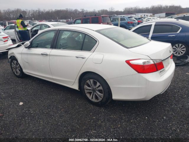 Photo 2 VIN: 1HGCR2F32EA097768 - HONDA ACCORD 