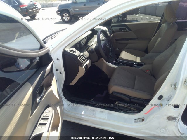 Photo 4 VIN: 1HGCR2F32EA137573 - HONDA ACCORD LX 