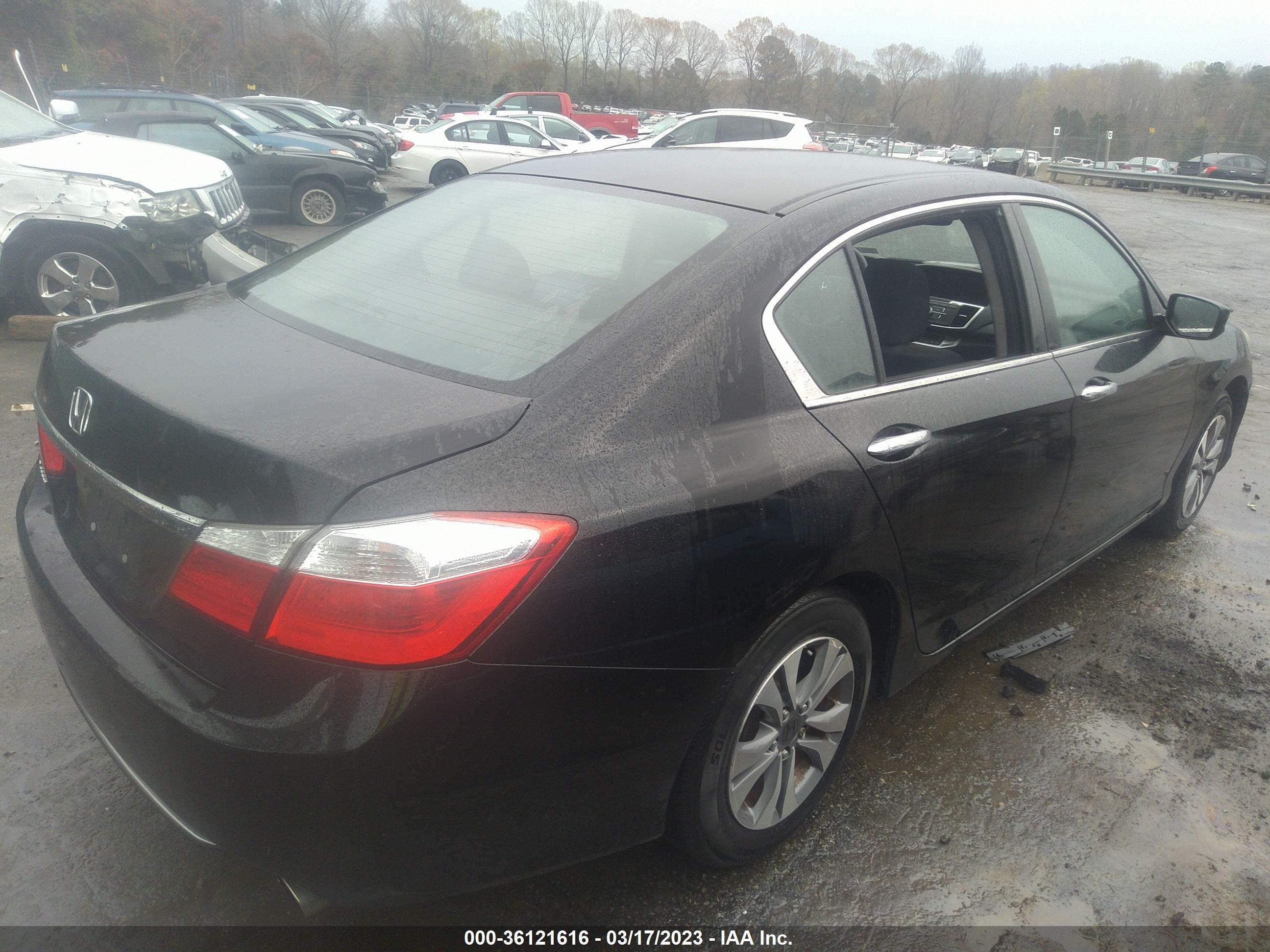 Photo 3 VIN: 1HGCR2F32EA211364 - HONDA ACCORD 