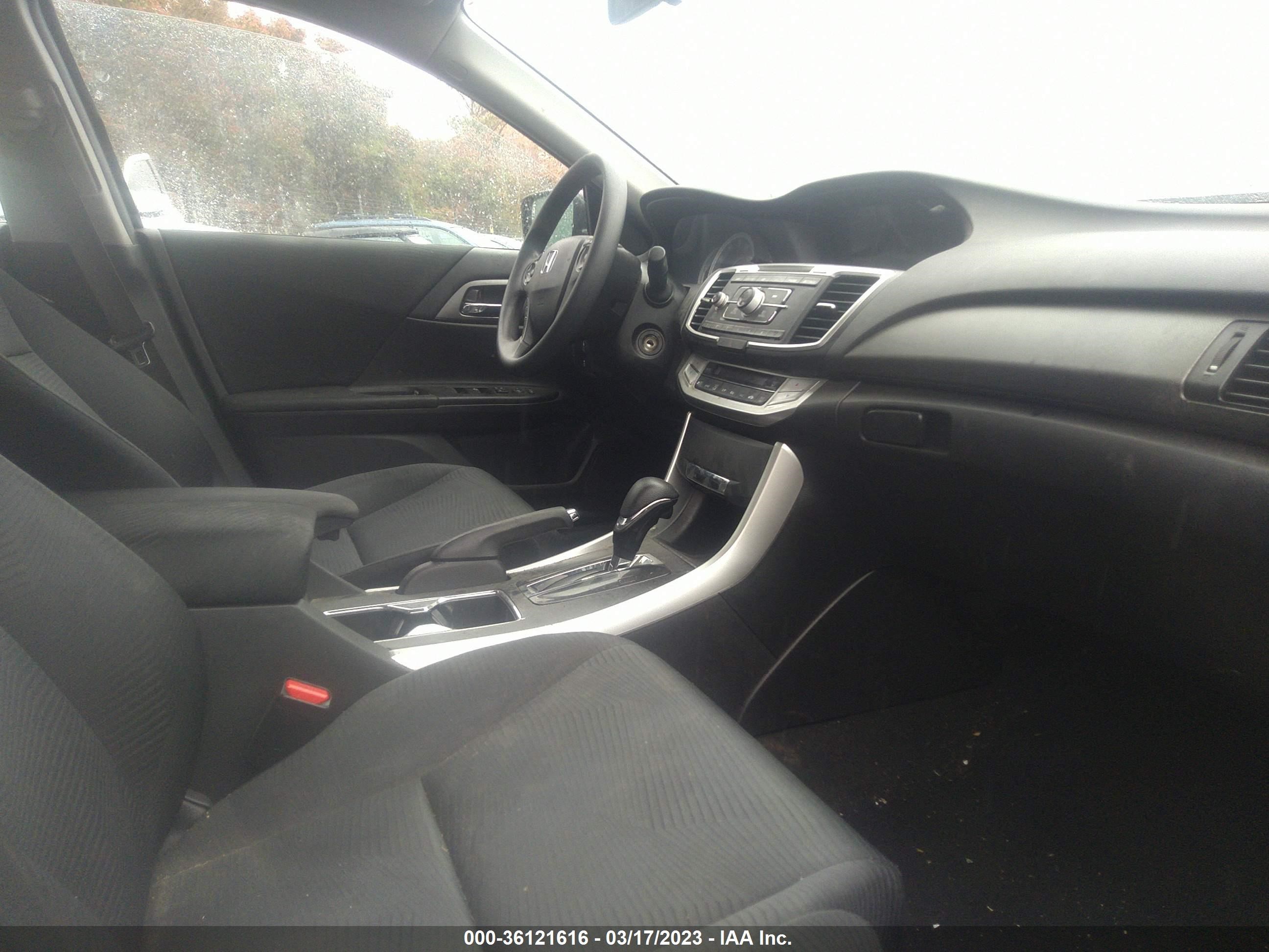 Photo 4 VIN: 1HGCR2F32EA211364 - HONDA ACCORD 