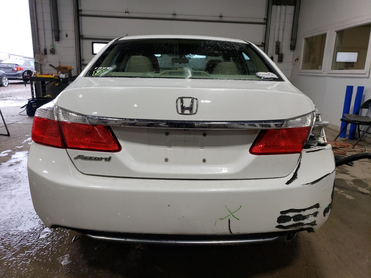 Photo 5 VIN: 1HGCR2F32EA258569 - HONDA ACCORD 