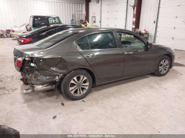 Photo 3 VIN: 1HGCR2F32FA031609 - HONDA ACCORD 