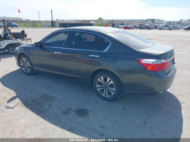 Photo 2 VIN: 1HGCR2F32FA047017 - HONDA ACCORD 