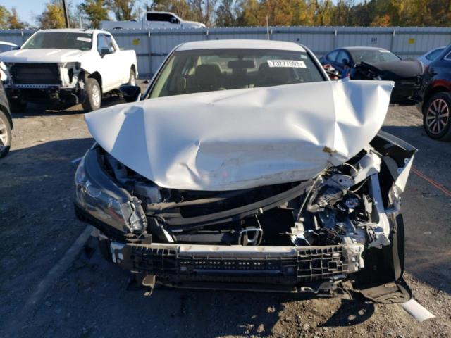 Photo 4 VIN: 1HGCR2F32FA061872 - HONDA ACCORD 