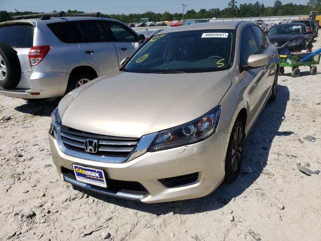 Photo 1 VIN: 1HGCR2F32FA074153 - HONDA ACCORD LX 