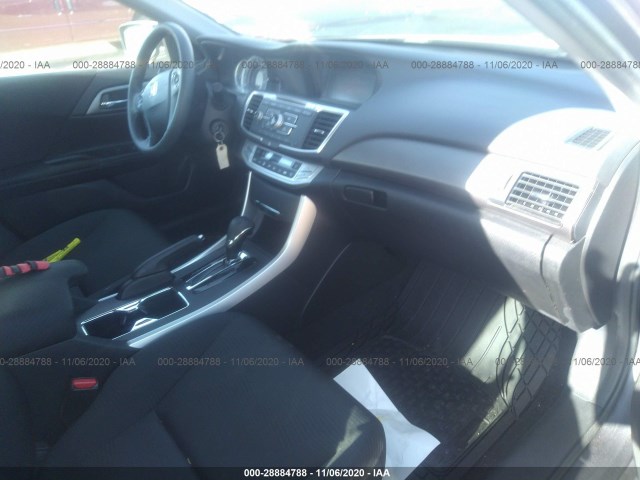 Photo 4 VIN: 1HGCR2F32FA079305 - HONDA ACCORD SEDAN 