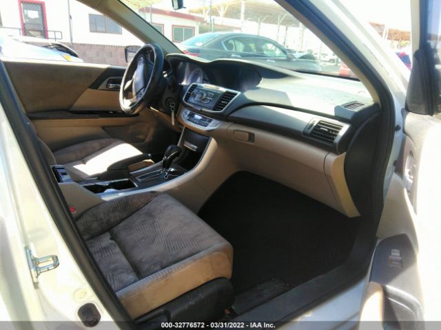 Photo 4 VIN: 1HGCR2F32FA106017 - HONDA ACCORD SEDAN 