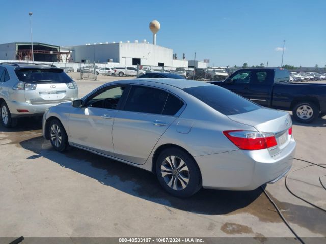 Photo 2 VIN: 1HGCR2F32FA109533 - HONDA ACCORD 